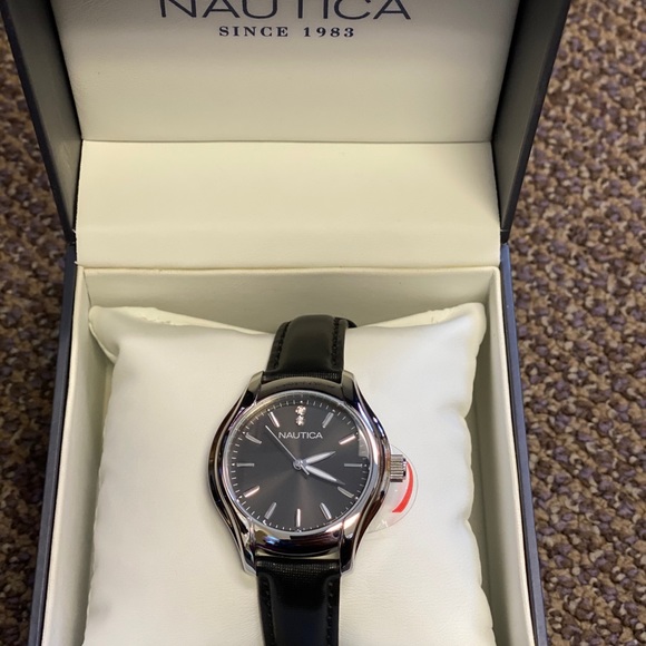 Nautica watch - Picture 1 of 2